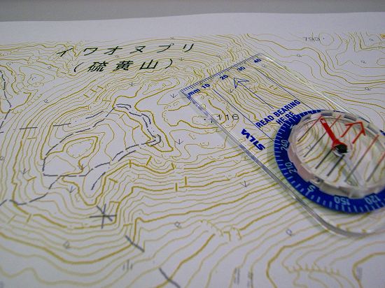 コンパス